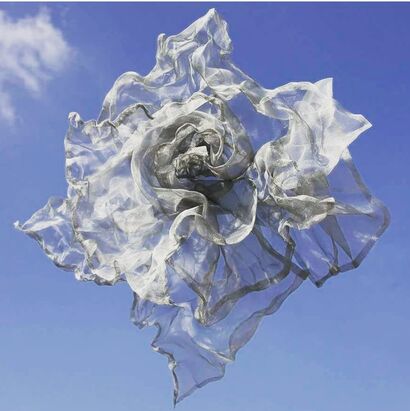 La rosa - A Sculpture & Installation Artwork by DANIELA MANCIN