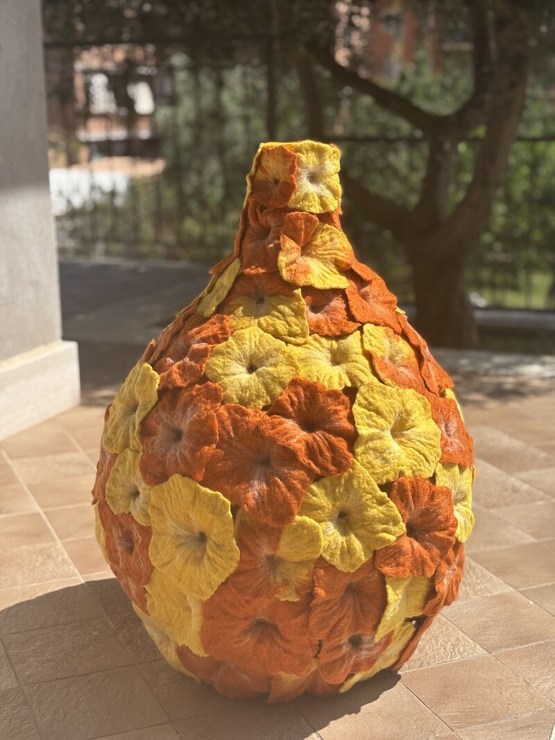 Feltro Fiorito - a Sculpture & Installation by Lydia Kriek