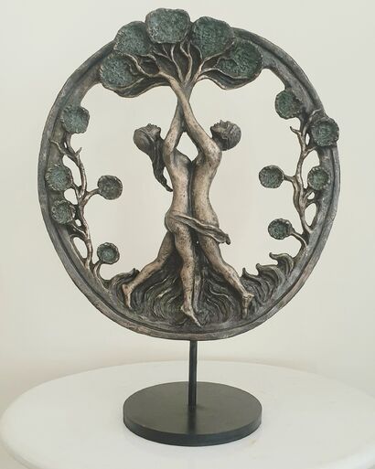 Cerchio della vita - a Sculpture & Installation Artowrk by Leonardo Moriello