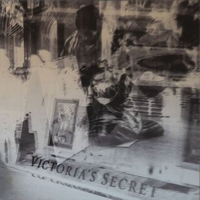 urban Schizophrenia #1 NEW YORK CITY - UNDER THE LIGHT/OVER THE GROUND - a Photographic Art Artowrk by Camors Salomé-Charlotte