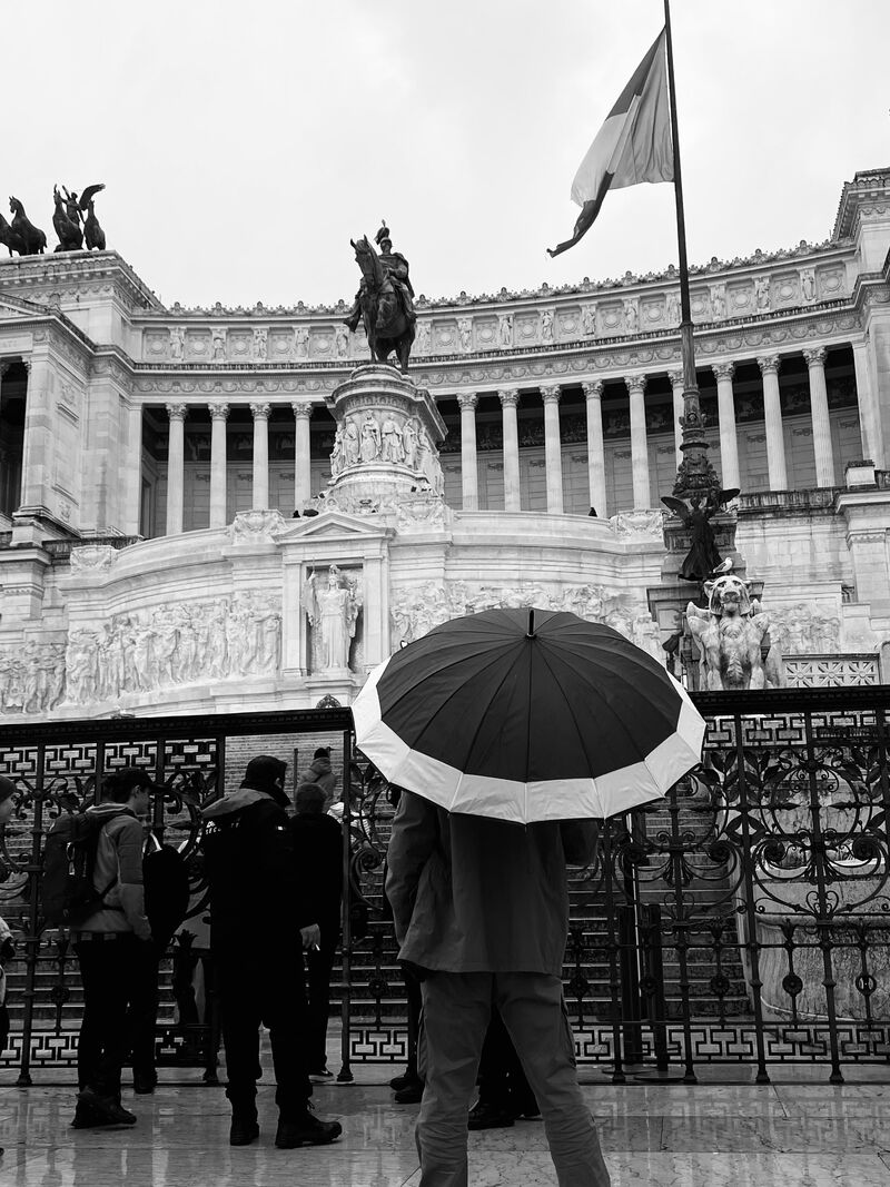 guess who - a Photographic Art by Tommaso Zonato