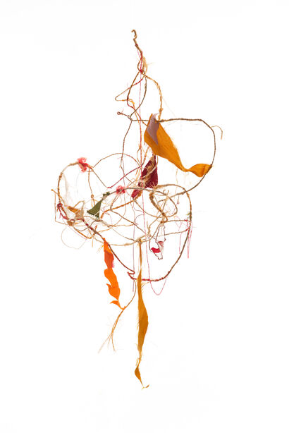 Radici aeree - a Sculpture & Installation Artowrk by stellaluis