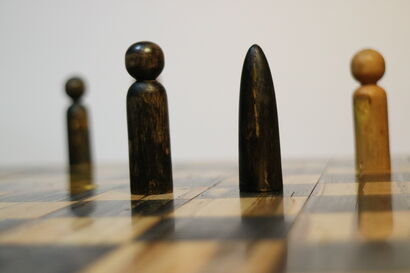 ajedrez, paz y vida - A Sculpture & Installation Artwork by Barqui