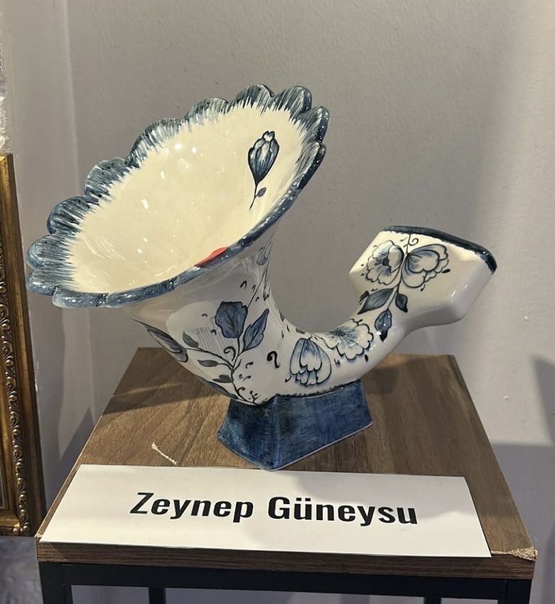 Ceramic Gramophone - a Sculpture & Installation by Zeynep  Guneysu