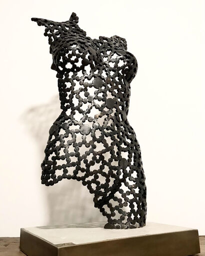 Cucito addosso - A Sculpture & Installation Artwork by Andrea Borga