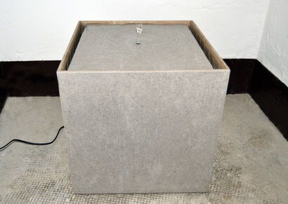 Cenotafio - Box of Rain - A Sculpture & Installation Artwork by Francesca Fiordelmondo