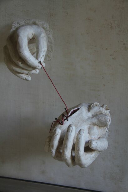 in.dolore - A Sculpture & Installation Artwork by silvia ottobrini