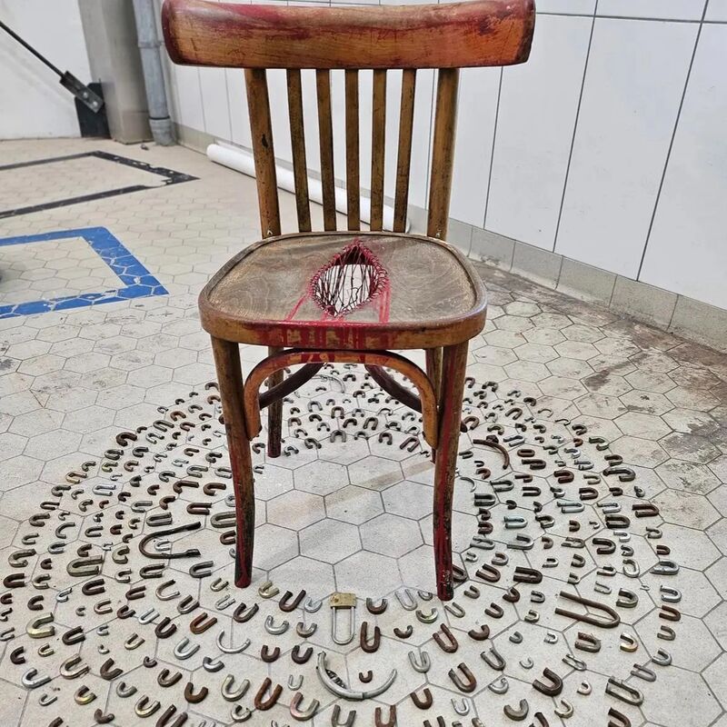  Middle of U - a Sculpture & Installation by Karin de Visser