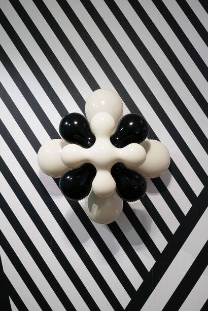 Cross - a Sculpture & Installation Artowrk by Sasha Frolova