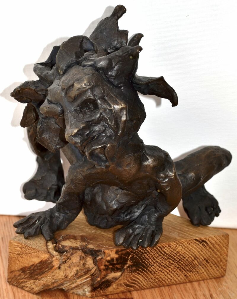 Wailing Lizard Crouching - a Sculpture & Installation by Frances Loriente