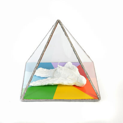 BIRDS (pyramid) #2 - A Sculpture & Installation Artwork by Simon Troger