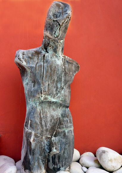 CONTAMINAZIONE torso uomo con testa - a Sculpture & Installation Artowrk by VALENTE CANCOGNI