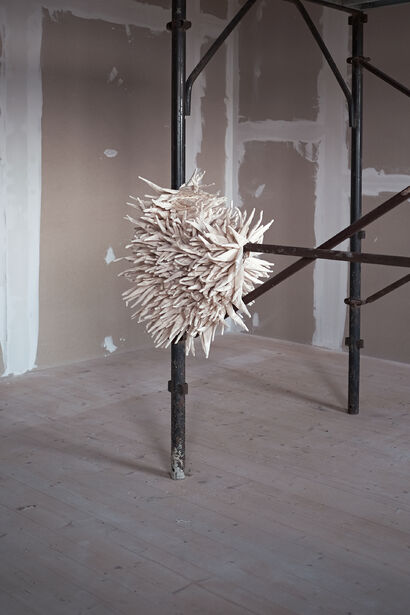 Anticipo alla cura - A Sculpture & Installation Artwork by Stella Mason