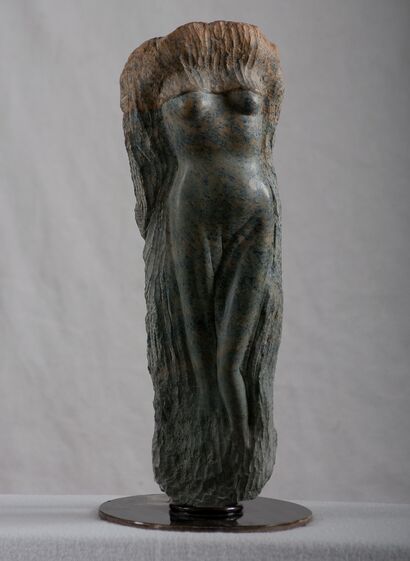 Baumfrau / Tree-Lady (Nr. 124) - A Sculpture & Installation Artwork by Silvia Withöft-Foremny