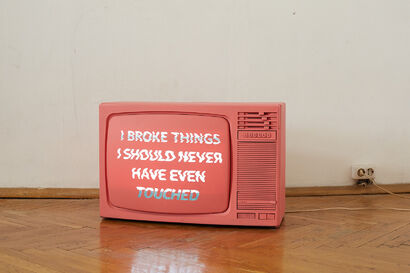 TV - A Sculpture & Installation Artwork by ivan zema