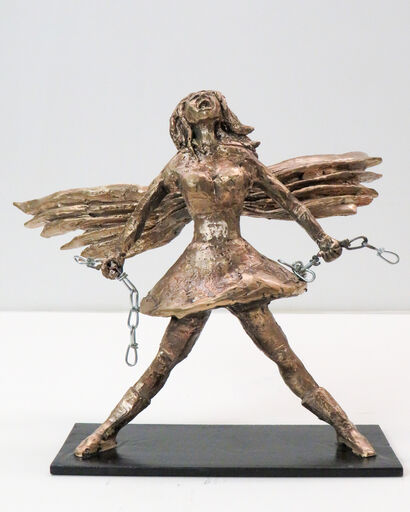 Rising phoenix  - A Sculpture & Installation Artwork by Maithili  Rajput