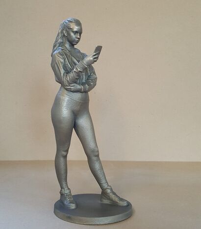 Girl with phone - A Sculpture & Installation Artwork by Oleg Lobykin