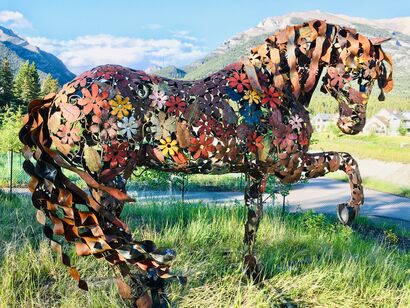 Ferdinand the flower horse - a Sculpture & Installation Artowrk by Cedar Mueller
