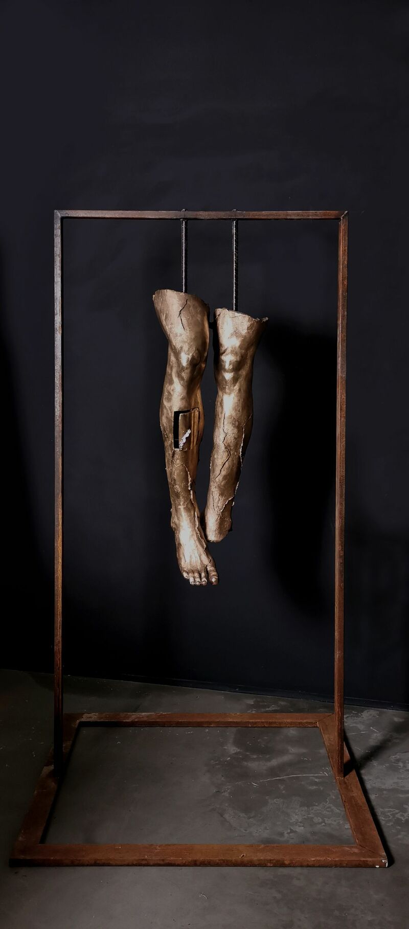 Hypnosis - a Sculpture & Installation by valentina Lucarini Orejon