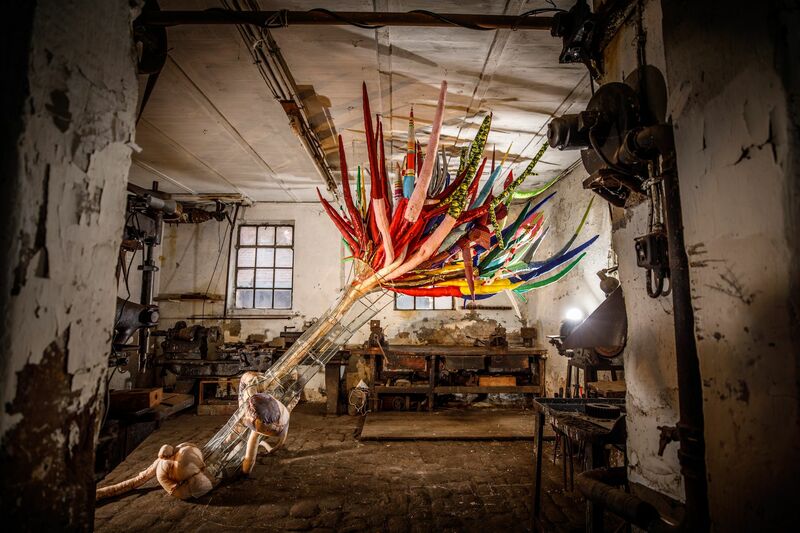 UnderPressure - a Sculpture & Installation by fezer simone