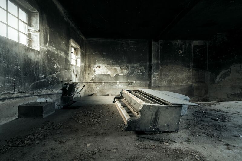 Requiem pour pianos 93 - a Photographic Art by thiery romain