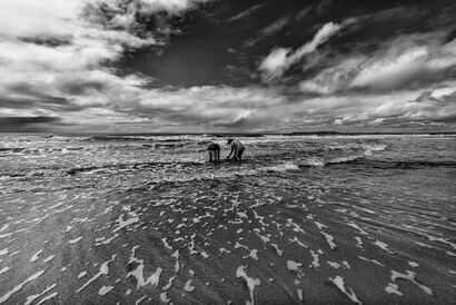 attività tra cielo e mare - A Photographic Art Artwork by marco barbera