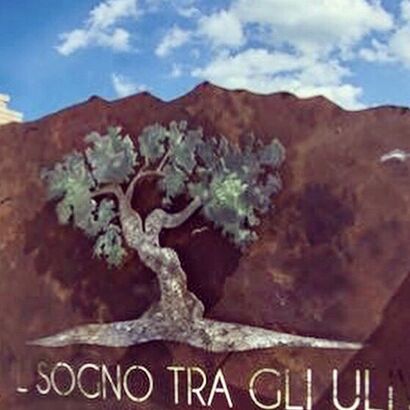 IL SOGNO TRA GLI ULIVI - A Sculpture & Installation Artwork by monia D’Eusebio