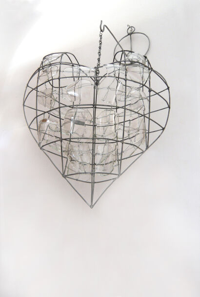  Heart in your Hands  - a Sculpture & Installation Artowrk by Elena María González