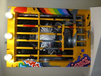 No Face No Case - a Sculpture & Installation Artowrk by Julio Cesar Cienfuegos