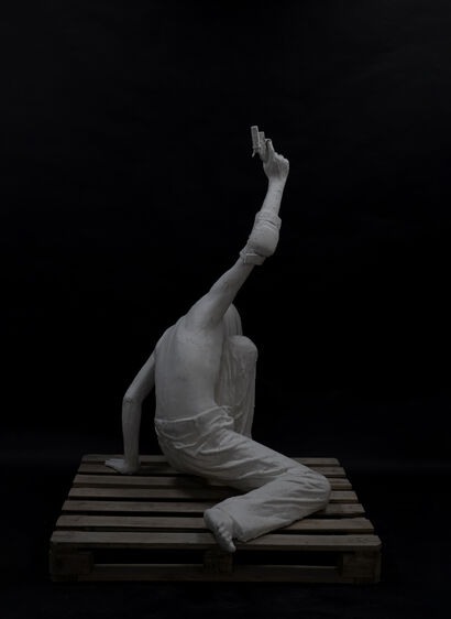 remain calm - A Sculpture & Installation Artwork by Alexey Gromov