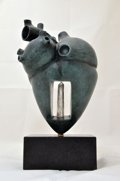 Cuore ilimunato - A Sculpture & Installation Artwork by Ribahi