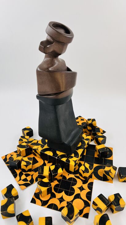 KOFFI - a Sculpture & Installation Artowrk by Marie Puybaraud