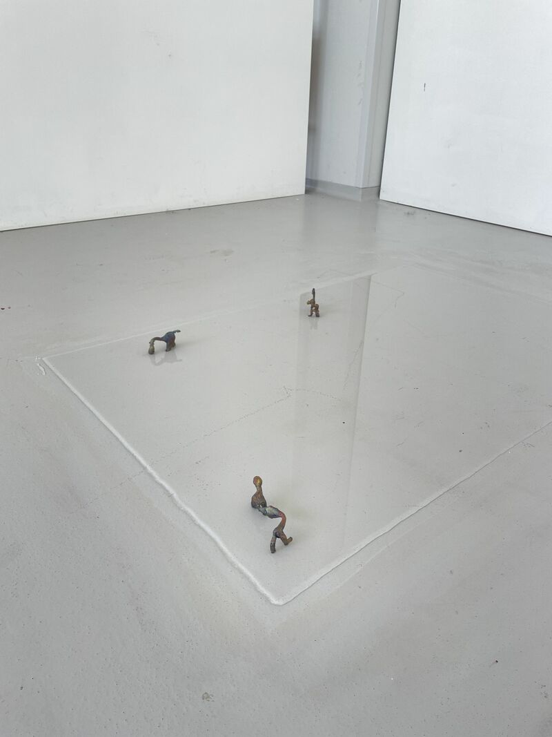 geometric puddle - a Sculpture & Installation by Elliot Bürki