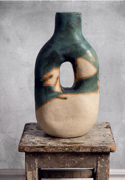 BOTTLE02 - a Sculpture & Installation Artowrk by KLINGER ceramique