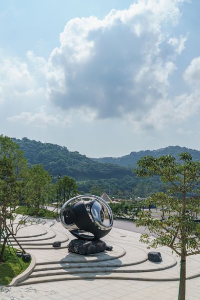 TAI CHI - a Urban Art Artwork by Yang Yunjie