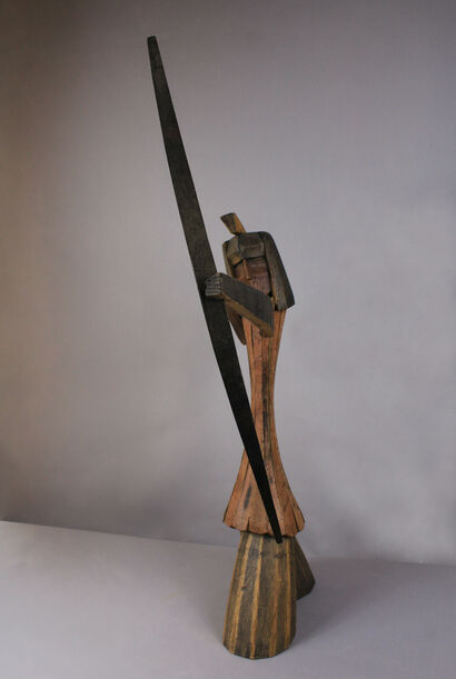 Archer du temps - a Sculpture & Installation Artowrk by Le couturier du tonneau/ Gepetto du tonneau
