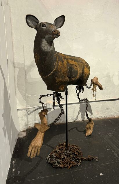Homo-Doe-Bot - a Sculpture & Installation Artowrk by dari cassar