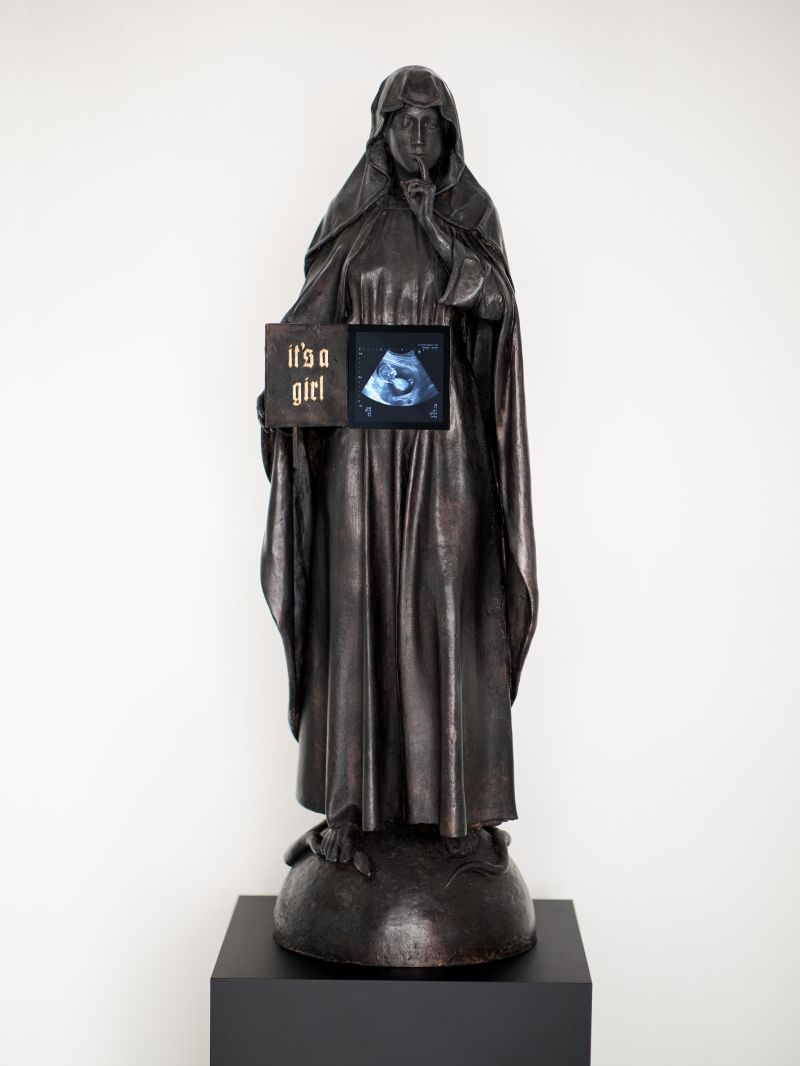 It's a Girl - a Sculpture & Installation by Sven Windszus