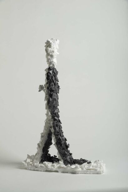 figure - a Sculpture & Installation Artowrk by Ronit Keret