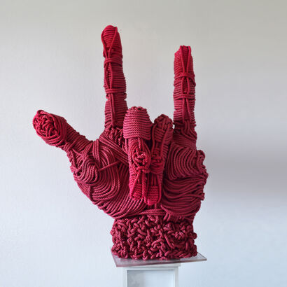 IN YOUR HANDS - PINK LOVE - a Sculpture & Installation Artowrk by La Giacco