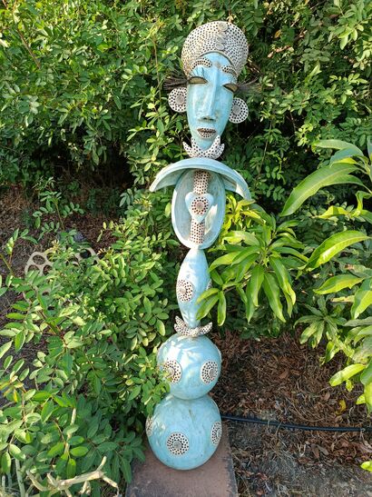 From the series: The feeling of being a woman - a Sculpture & Installation Artowrk by Anne-Barbara Lenzin