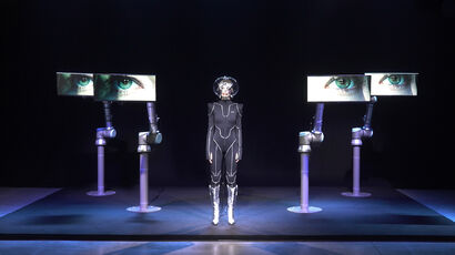 Returning the Gaze - a Performance Artowrk by Behnaz Farahi