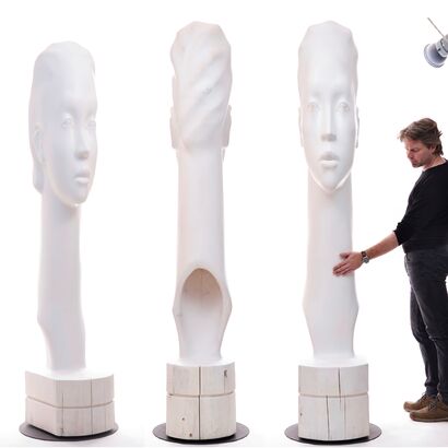 Stele blanche  - a Sculpture & Installation Artowrk by michael tolloy