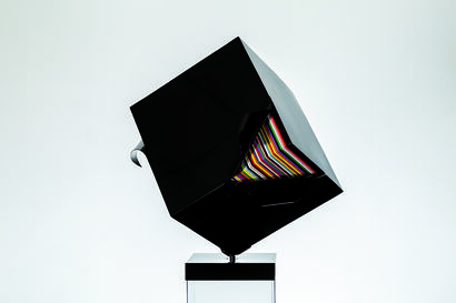 Cubo n 2 - a Sculpture & Installation Artowrk by Carmen Novaco