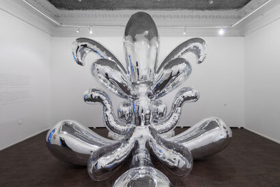 Fountain of Love - a Sculpture & Installation Artowrk by Sasha Frolova