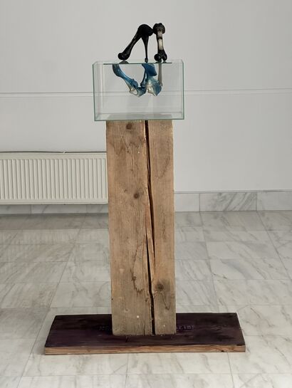 Mirroring - a Sculpture & Installation Artowrk by Alexandru Papuc