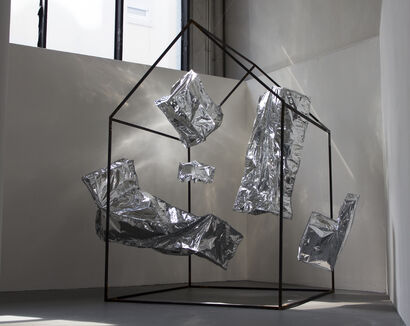 The ghosts of my house - a Sculpture & Installation Artowrk by Yoo Jisoo 