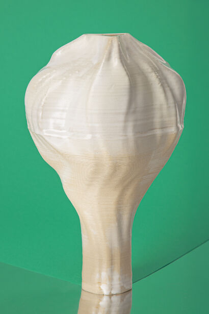 Fussil Vase: Papaver - a Art Design Artowrk by Abstraht 