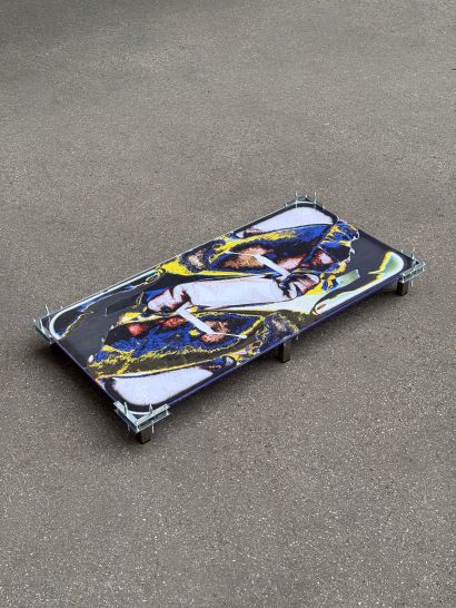 g(hb)-scene - a Sculpture & Installation Artwork by Matteo De Caminada