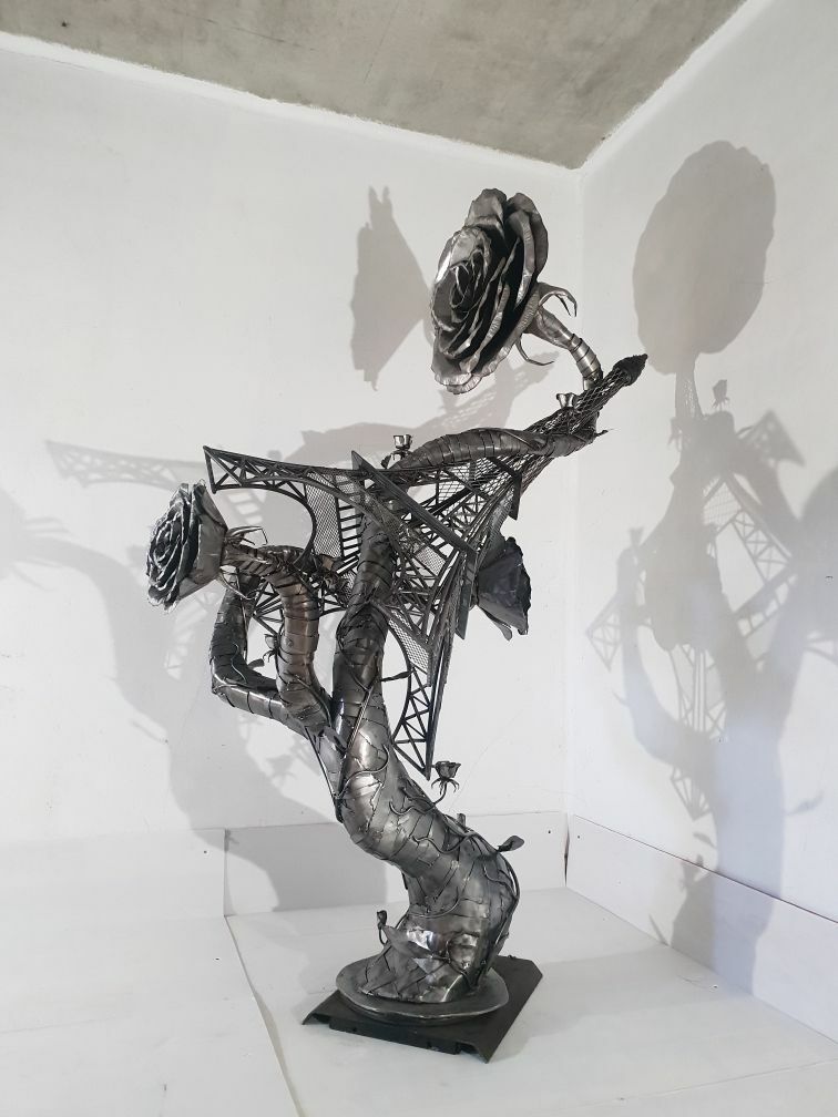 Liberté - a Sculpture & Installation by papasodaro beranger